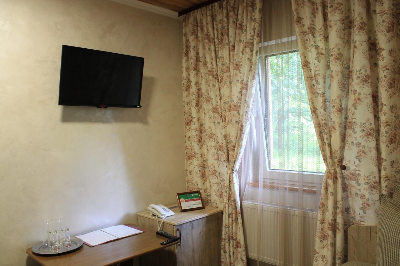 Dikii Med Hotel Heletinci Kültér fotó